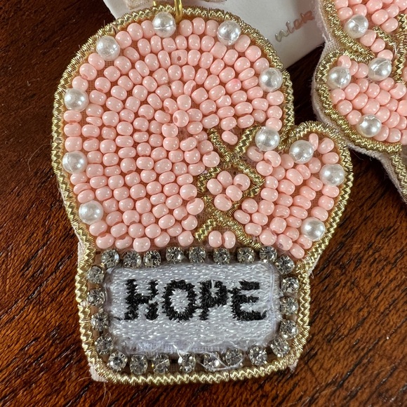 Hope Breast Cancer Awareness Seed Bead Earrings - Picture 4 of 6